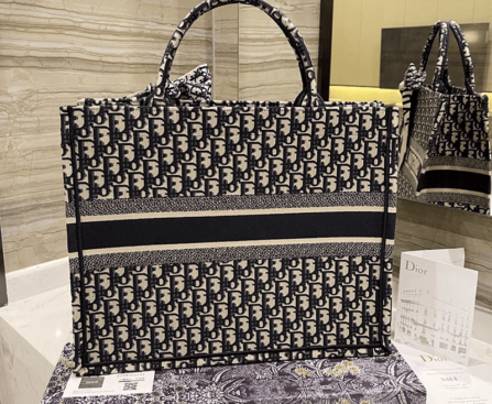 Create Your Own Personalized Tote Bags to Make a Statement in Fashion (1) (1)