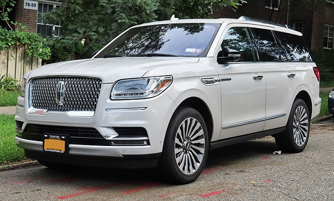 23 Lincoln Cars