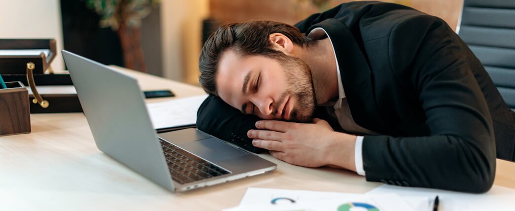 64bc6a530b3b039b771099db_falling-asleep-at-work-n