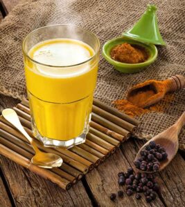 Turmeric-Milk-11-Super-Powerful-Benefits-Of-The-Golden-Milk