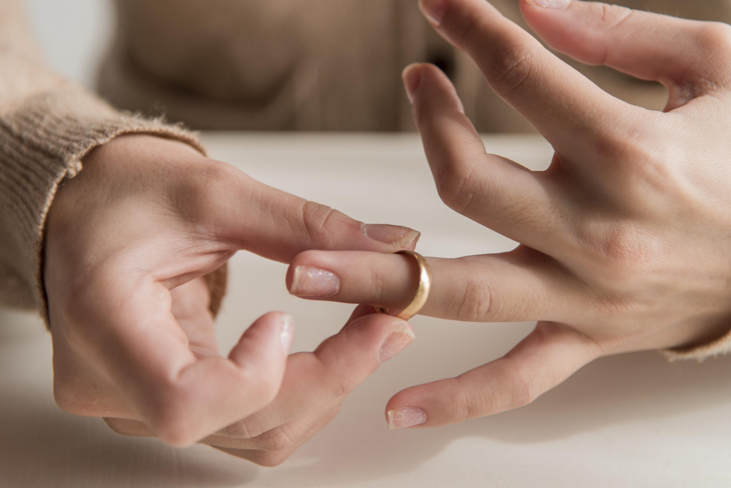 close-up-hands-with-wedding-ring