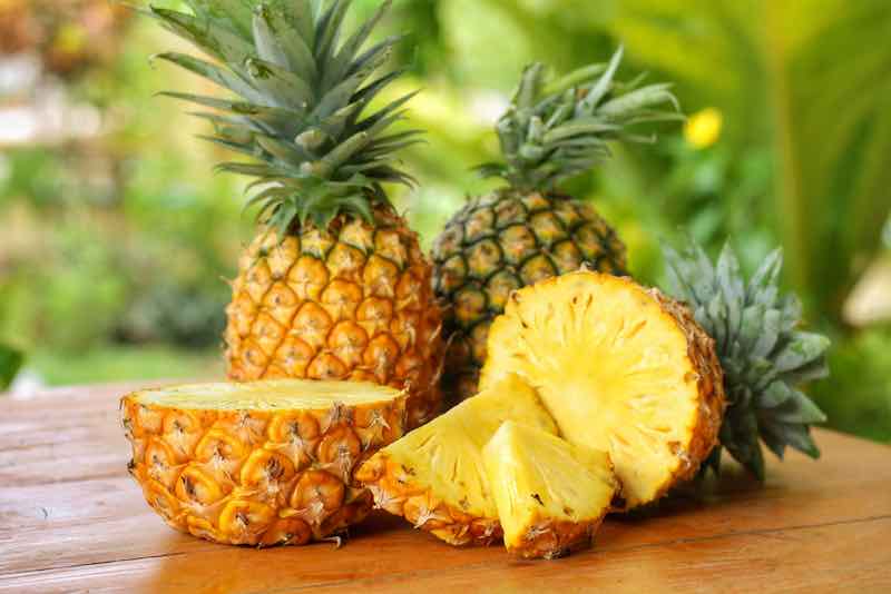 Can the Health of Men Be Improved by Pineapple?