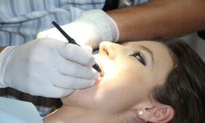 teeth-cleaning-gd1381668e_1920