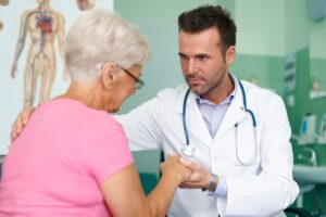 Selecting the Best Cardiologist and Orthopaedic Doctor